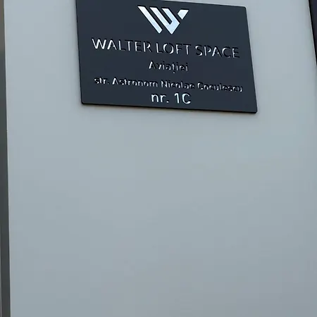 Walter Loft Luxury Residence- Self Check-in & Underground Parking 公寓