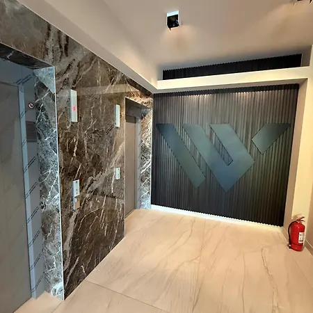 公寓 Walter Loft Luxury Residence- Self Check-in & Underground Parking