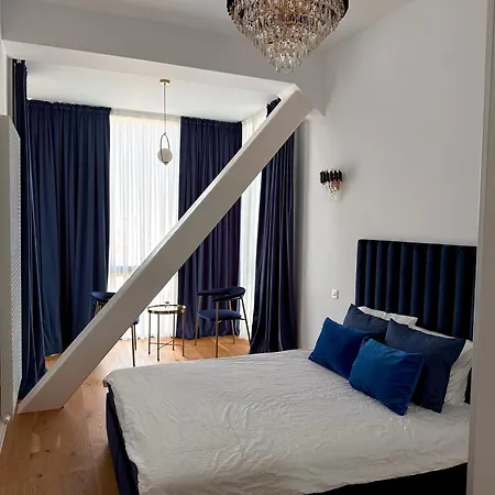 Walter Loft Luxury Residence- Self Check-in & Underground Parking Apartmán *