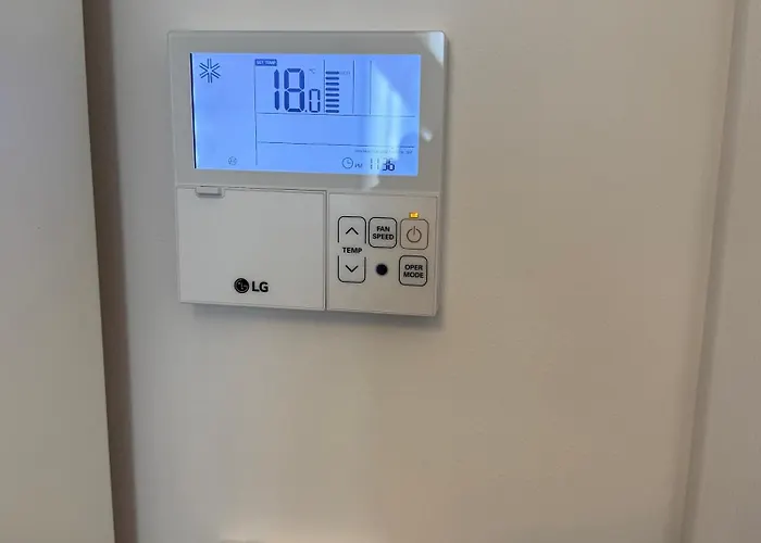 Walter Loft Luxury Residence- Self Check-in & Underground Parking Apartman