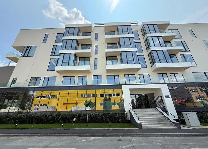 Walter Loft Luxury Residence- Self Check-in & Underground Parking