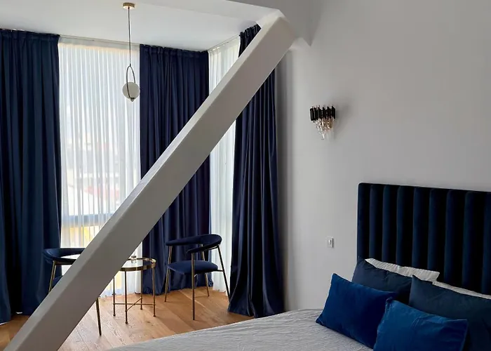 Walter Loft Luxury Residence- Self Check-in & Underground Parking Бухарест